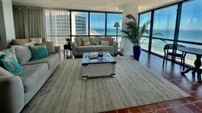 beautiful oceanfront two bedroom condo